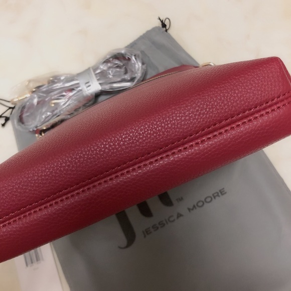 jessica moore Bags Jessica Moore Women Venture Crossbody Bag Berry